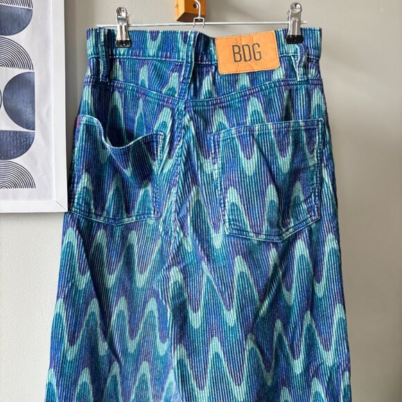BDG Urban Outfitters • high rise corduroy pants - Picture 3 of 6